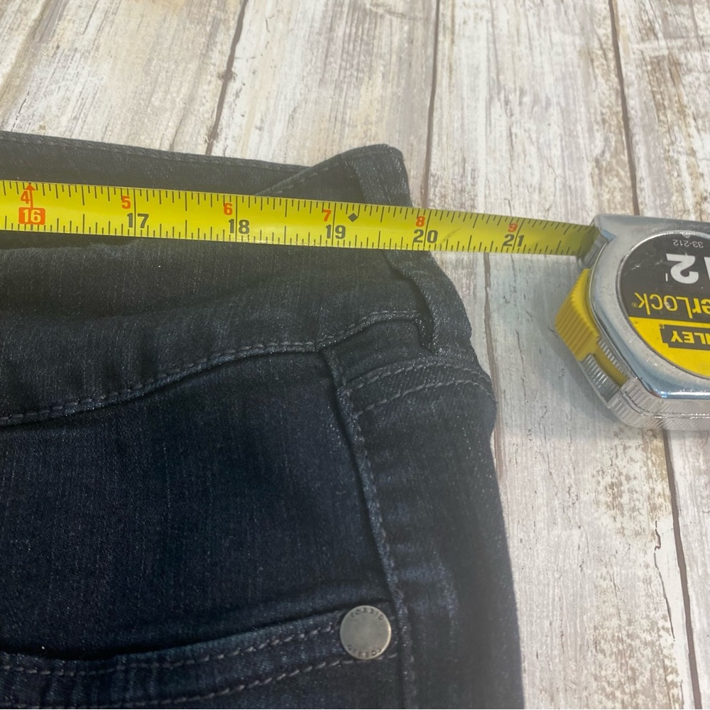 Torrid Dark Wash super Stretch Jeggings Sz 22 - Picture 5 of 7